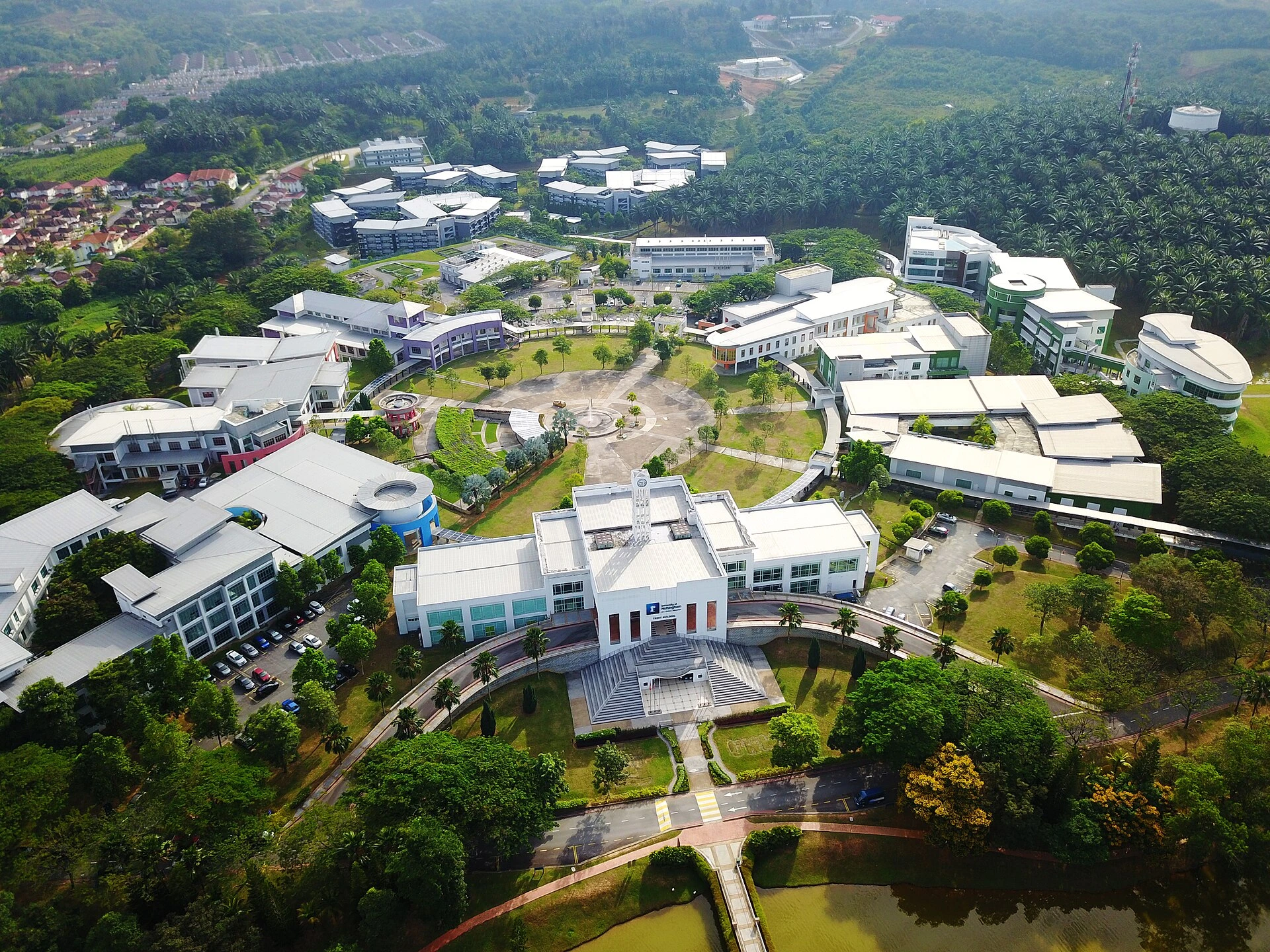 University of Nottingham Malaysia campus, Semenyih — aerial view